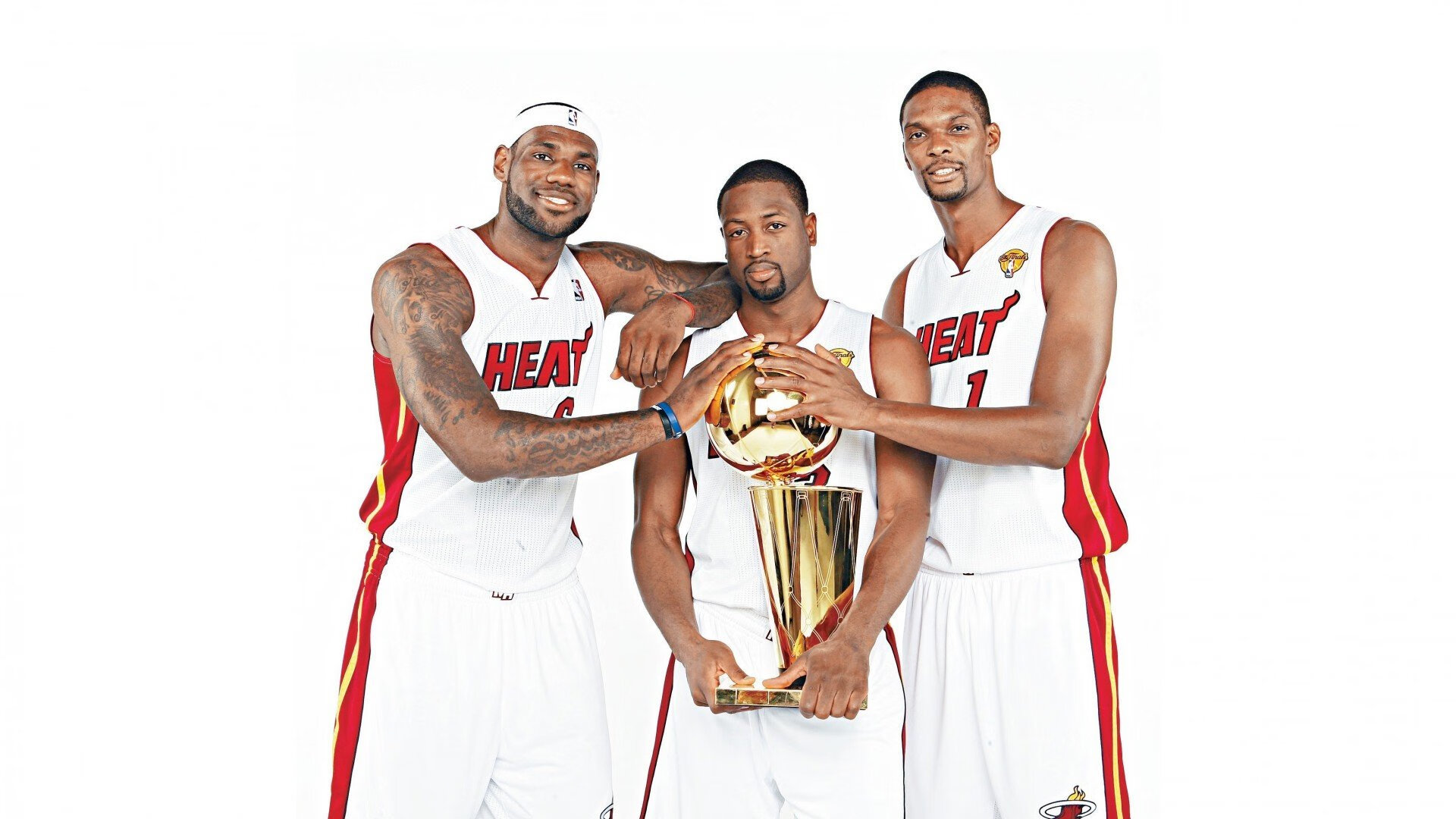 法国混合接力赛道上精彩配合，法国混双运动员